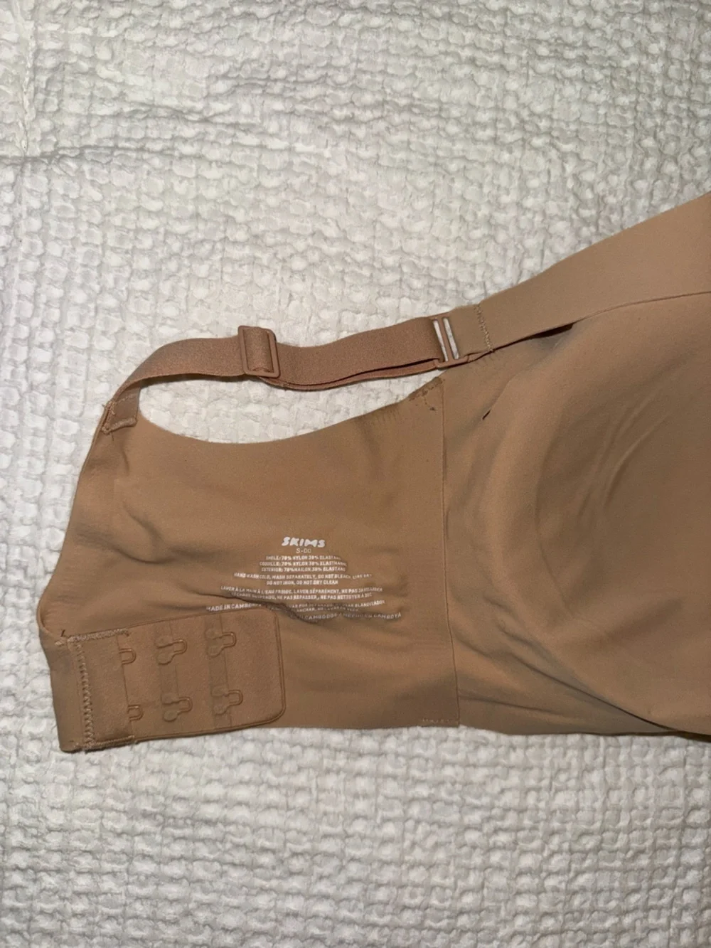 SKIMS Naked Scoop Bralette Clay Small-DD light support bra nude - Picture 6 of 9